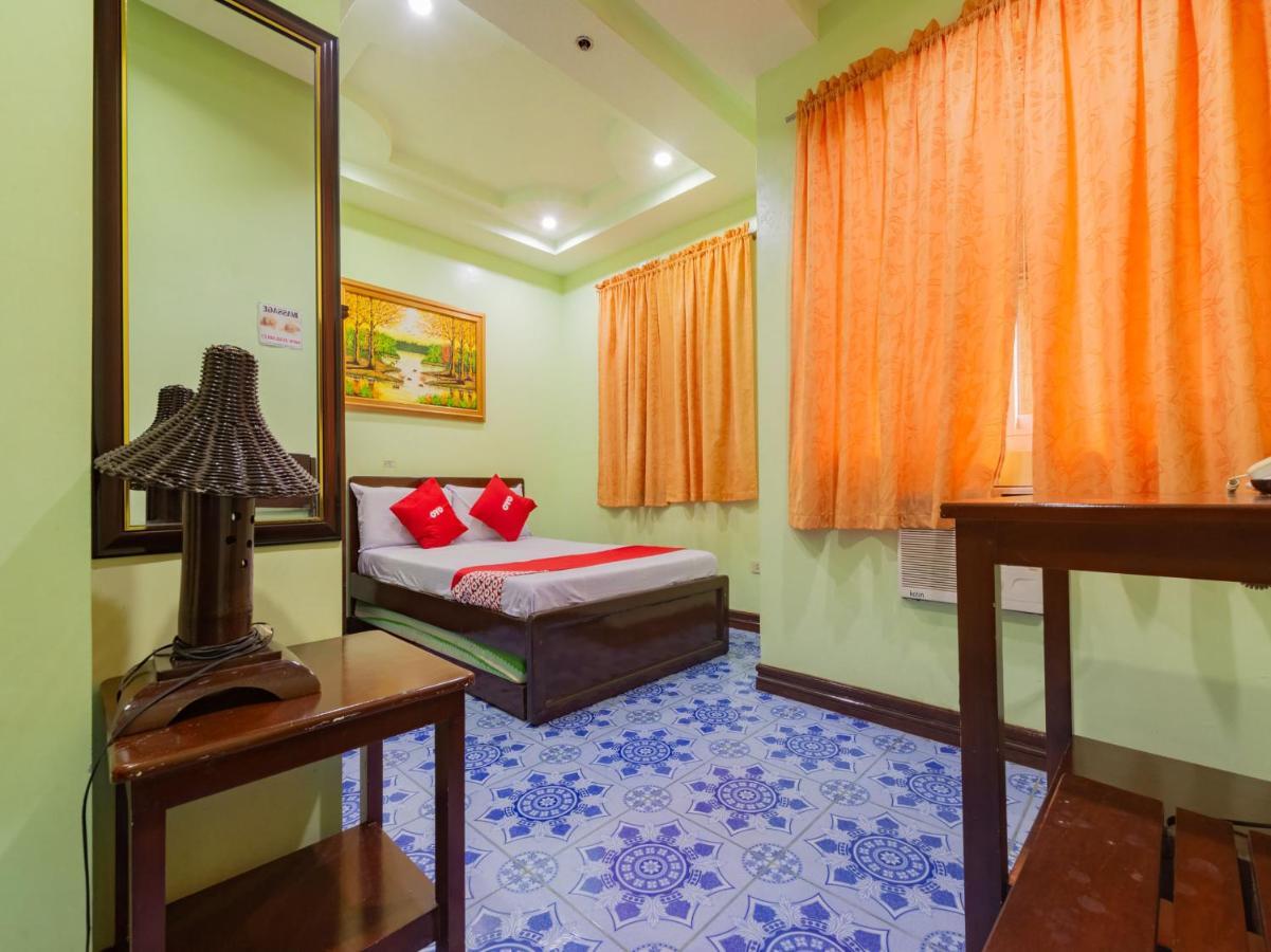 Rooms R Us - Voyagers Palace Puerto Princesa Kültér fotó
