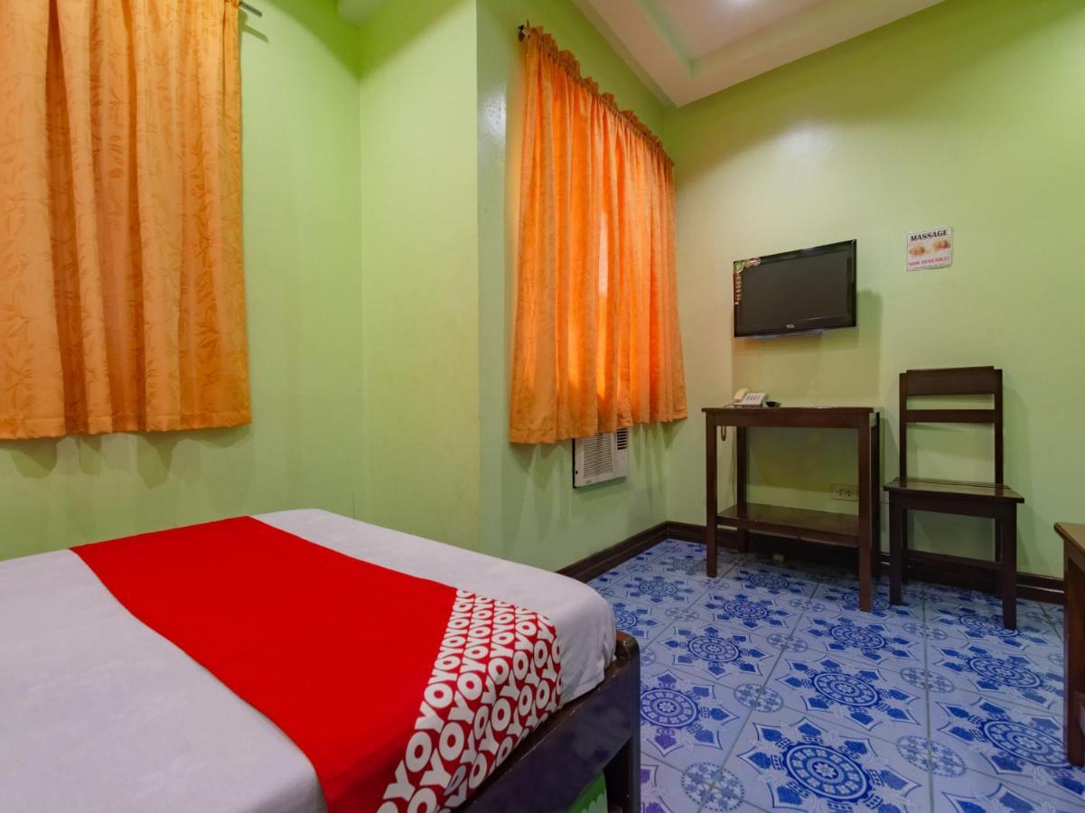 Rooms R Us - Voyagers Palace Puerto Princesa Kültér fotó