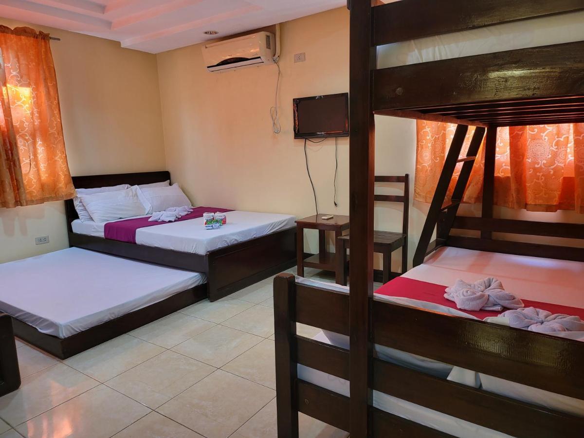 Rooms R Us - Voyagers Palace Puerto Princesa Kültér fotó