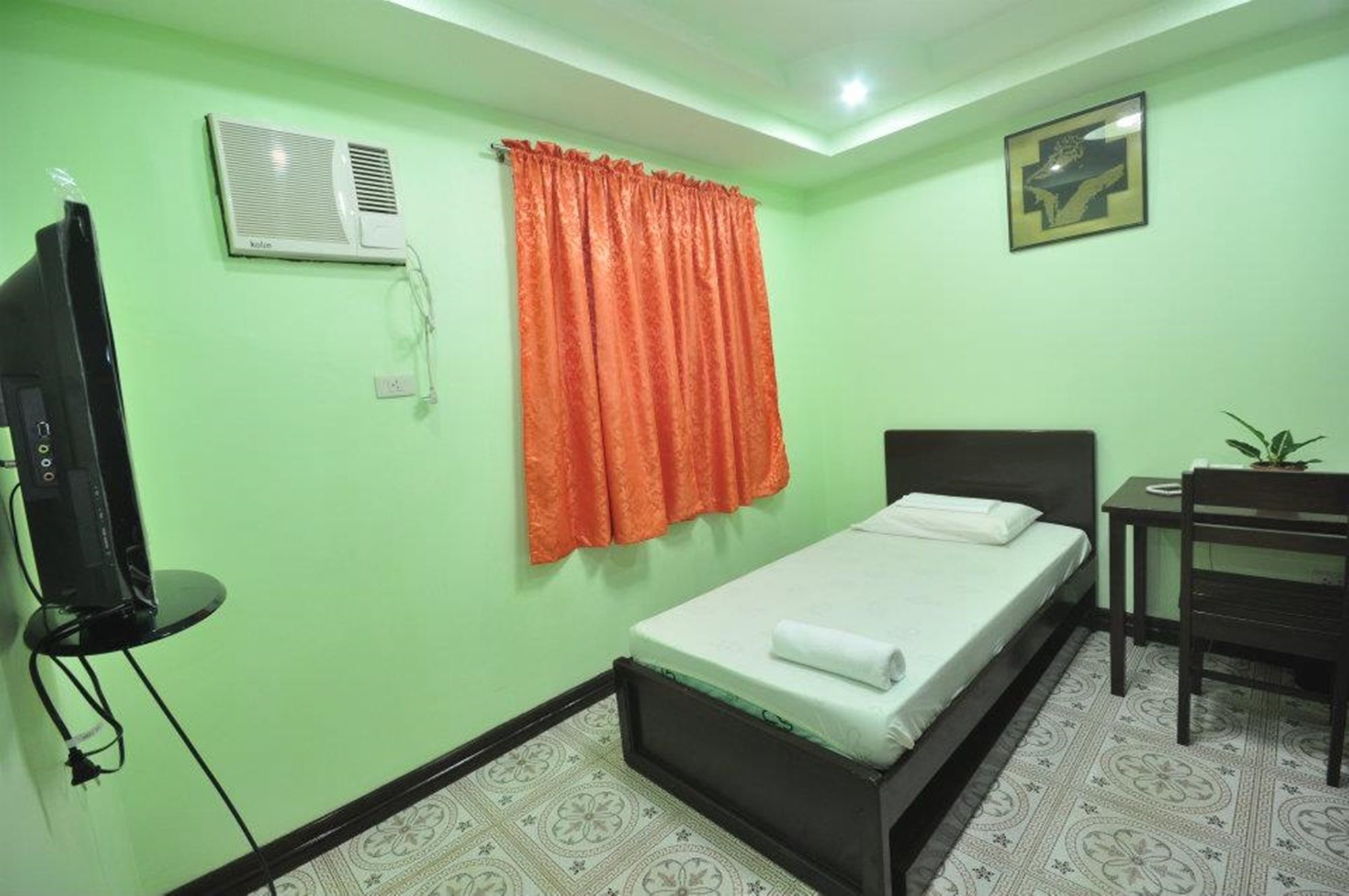 Rooms R Us - Voyagers Palace Puerto Princesa Kültér fotó