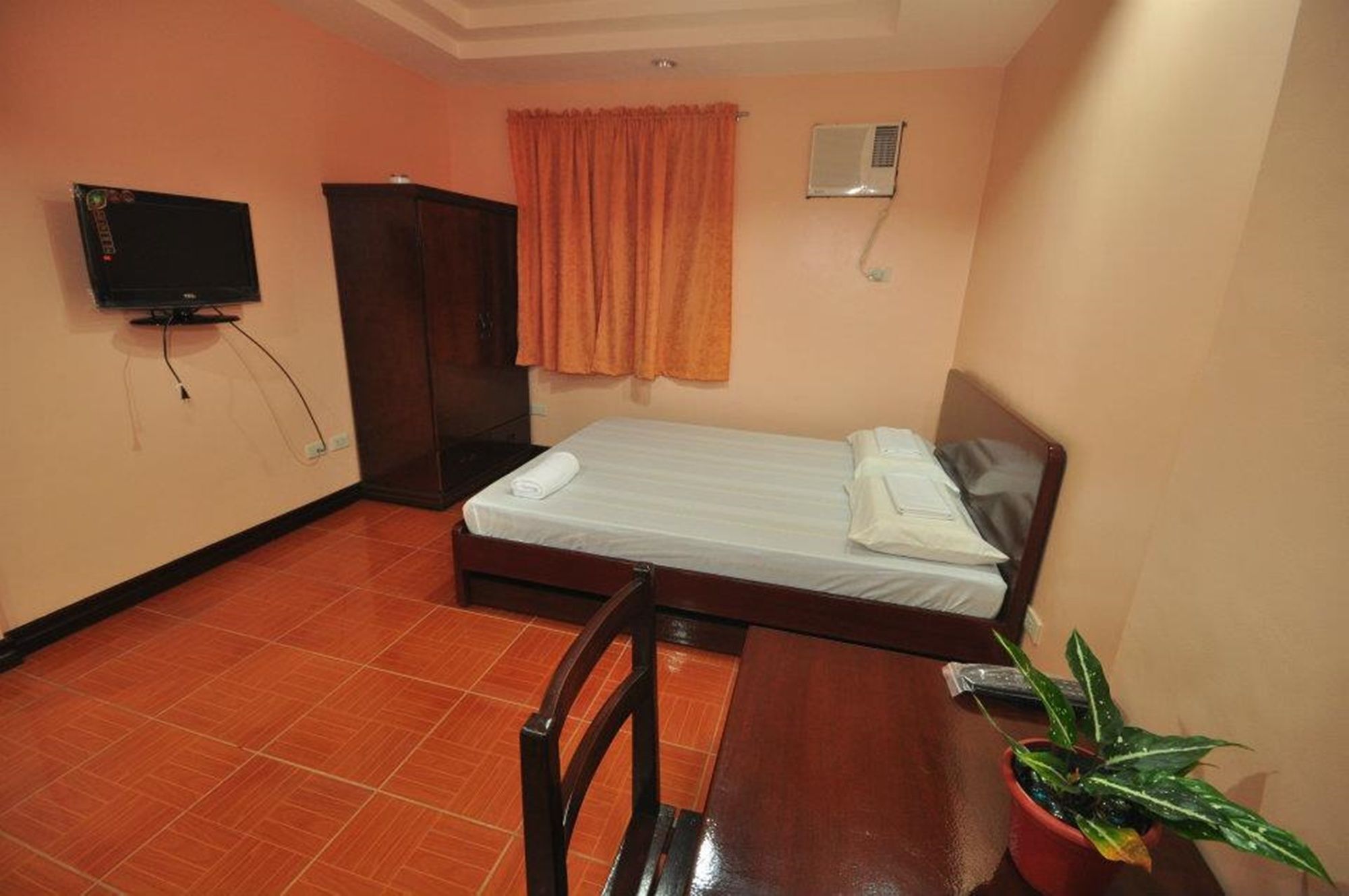 Rooms R Us - Voyagers Palace Puerto Princesa Kültér fotó